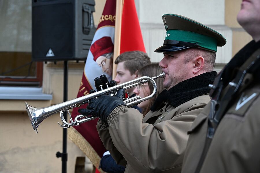 W Nowym Sączu odsłonięto tablicę gen. Wieniawy-Długoszowskiego. Fot. Janusz Ślęzak (IPN)