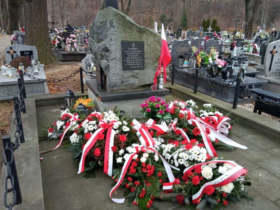 Cmentarz w Tylmanowej