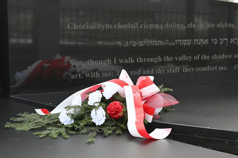 80. rocznica marszu śmierci z KL Auschwitz. Uroczystość w Brzeszczach. Fot. Janusz Ślęzak (IPN)