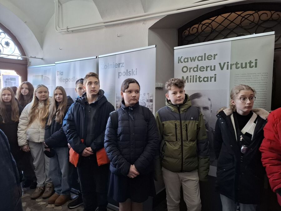 Wystawa krakowskiego oddziału IPN o gen. Okulickim w Bochni