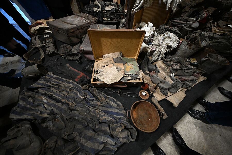 Międzynarodowy Dzień Pamięci o Ofiarach Holokaustu. Uroczystość w Brzeszczach. Fot. Janusz Ślęzak (IPN)