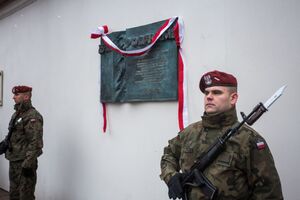 Odsłonięcie tablicy upamiętniającej ofiary operacji polskiej NKWD – Kraków, 8 stycznia 2018. Fot. Sławomir Kasper #9