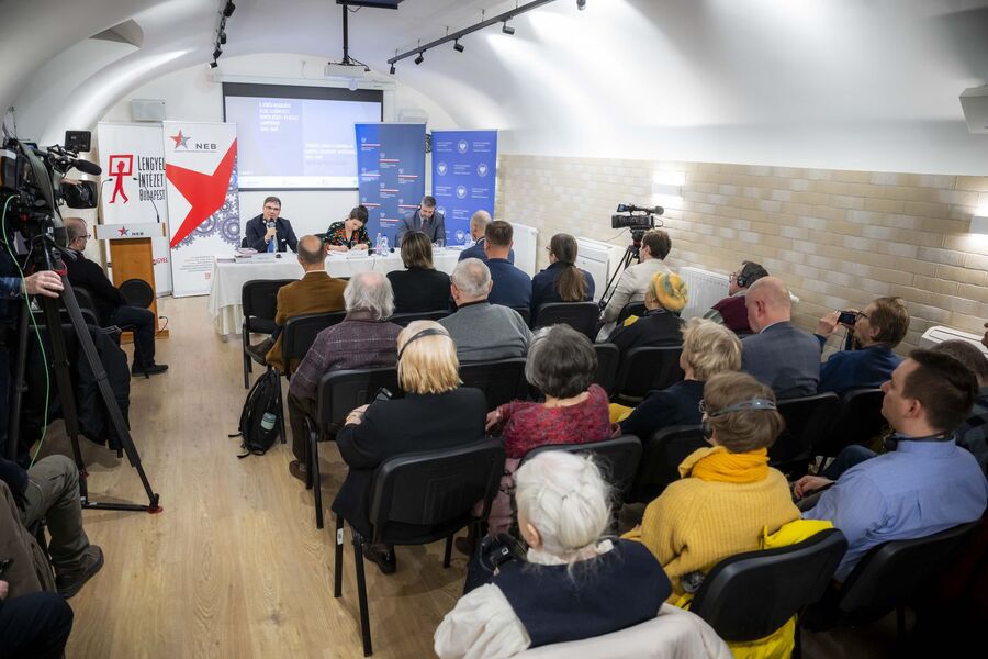 Dyskusja w siedzibie NEB w Budapeszcie. Fot. NEB