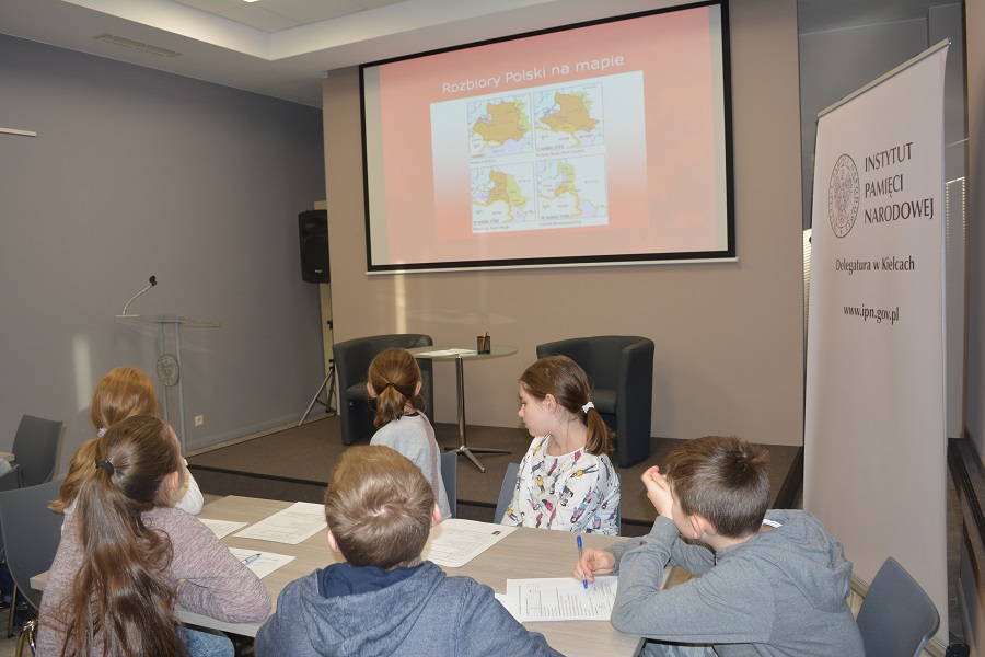 Warsztaty „Droga do niepodległości Polski”. Przystanek Historia w Kielcach. Fot. Katarzyna Pronobis