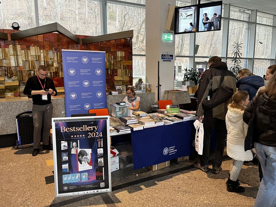Wydawnictwo IPN na 7. Sądeckich Targach Książki. Fot. Cezary Pałka (IPN)