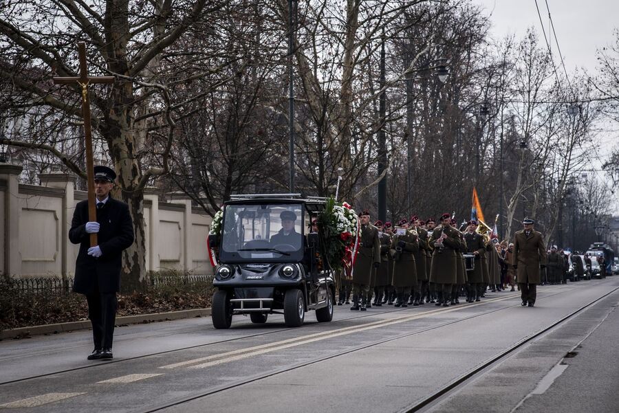 Uroczystości pogrzebowe trzech Żołnierzy Wyklętych w Krakowie. Fot. Agnieszka Masłowska (IPN)