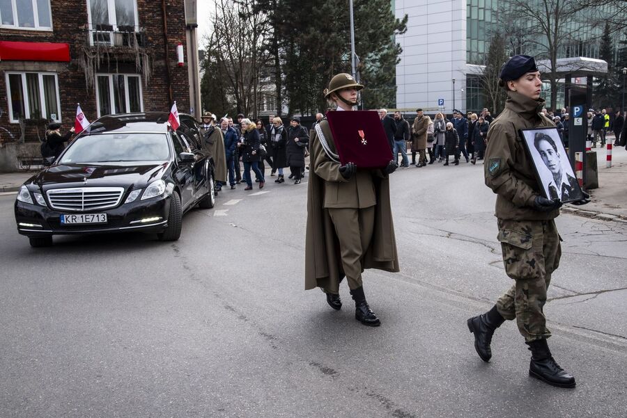 Uroczystości pogrzebowe trzech Żołnierzy Wyklętych w Krakowie. Fot. Agnieszka Masłowska (IPN)
