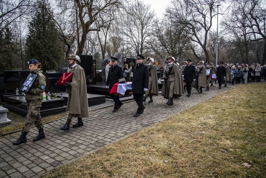 Uroczystości pogrzebowe trzech Żołnierzy Wyklętych w Krakowie. Fot. Agnieszka Masłowska (IPN)