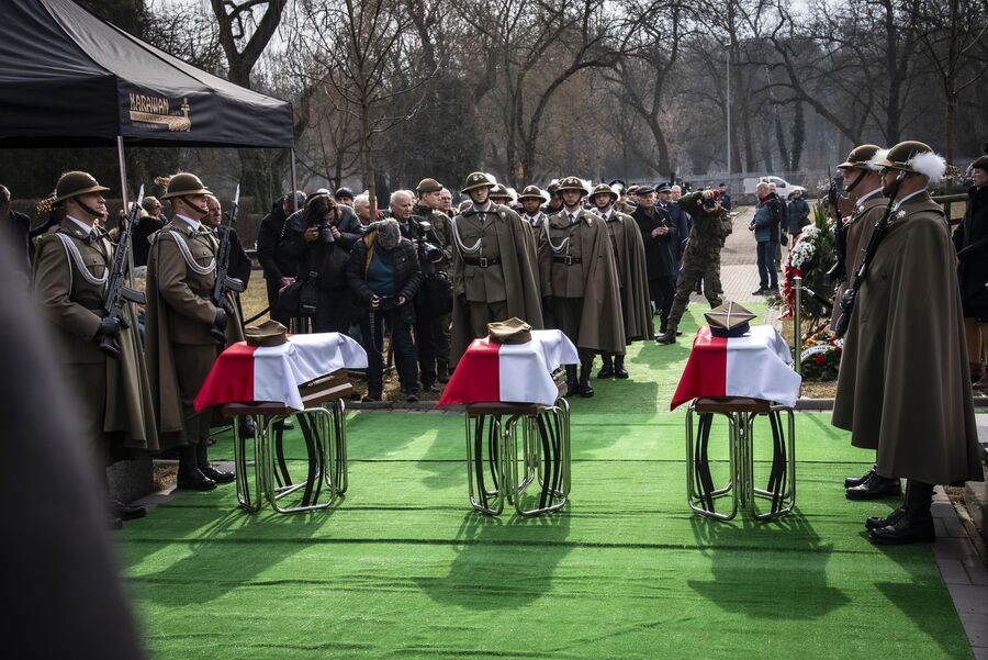 Uroczystości pogrzebowe trzech Żołnierzy Wyklętych w Krakowie. Fot. Agnieszka Masłowska (IPN)
