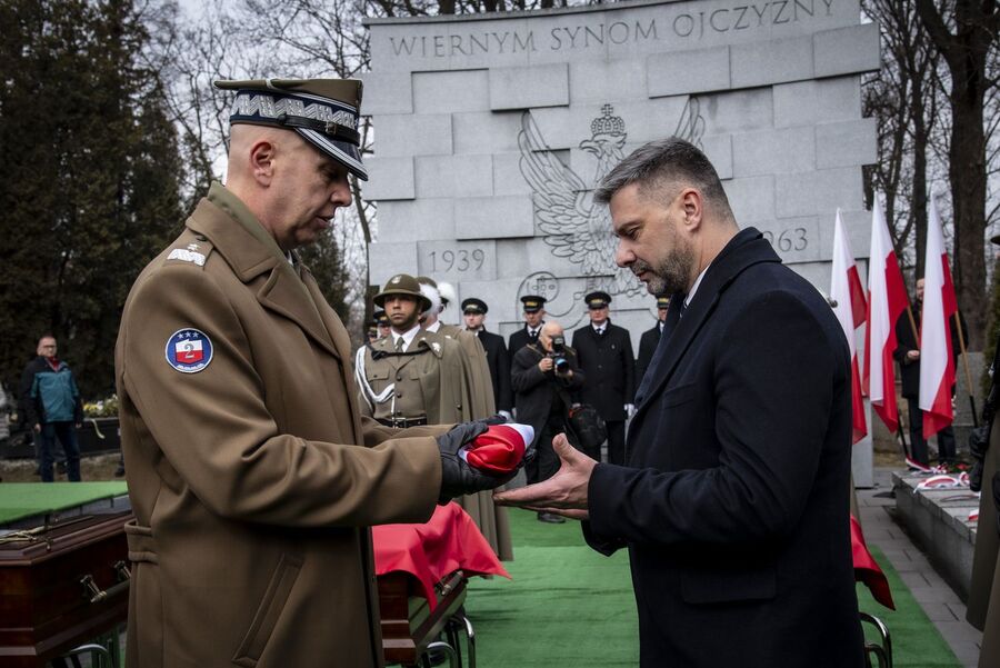 Uroczystości pogrzebowe trzech Żołnierzy Wyklętych w Krakowie. Fot. Agnieszka Masłowska (IPN)