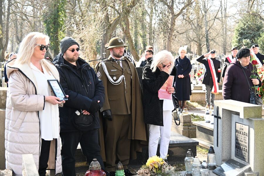 Pogrzeb kpt. Stanisława Pazurkiewicza. Fot. Janusz Ślęzak (IPN)