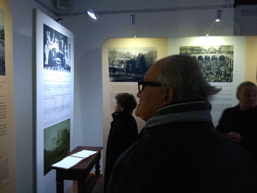 Wystawa „Europa w rodzinie. Ziemiaństwo polskie w XX wieku” w krakowskim Pałacu Sztuki