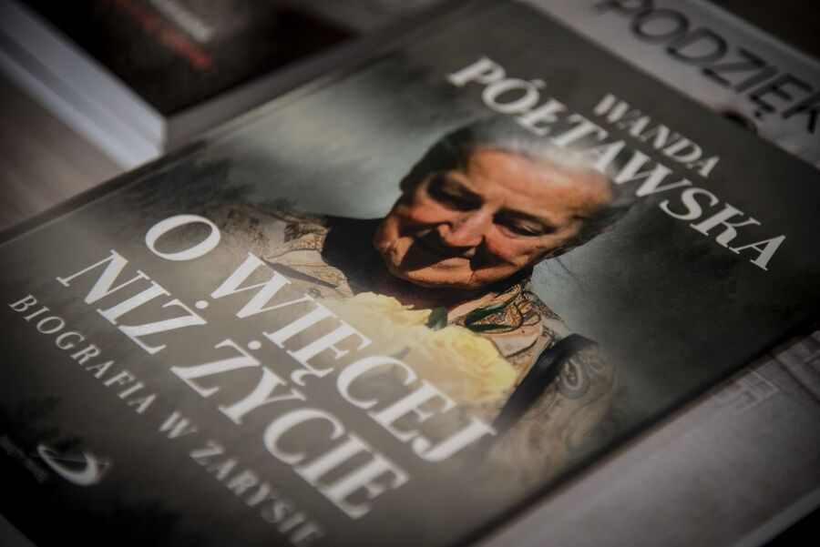 Małopolski półfinał ogólnopolskiego konkursu recytatorskiego poezji i prozy więźniarek KL Ravensbrück. Fot. Agnieszka Masłowska (IPN)