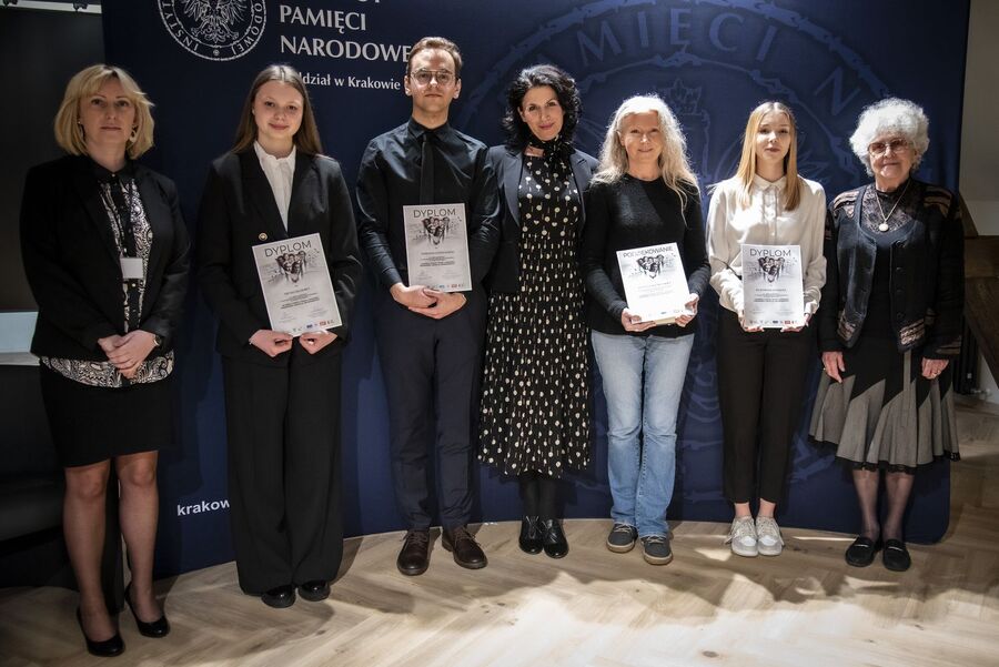 Małopolski półfinał ogólnopolskiego konkursu recytatorskiego poezji i prozy więźniarek KL Ravensbrück. Fot. Agnieszka Masłowska (IPN)
