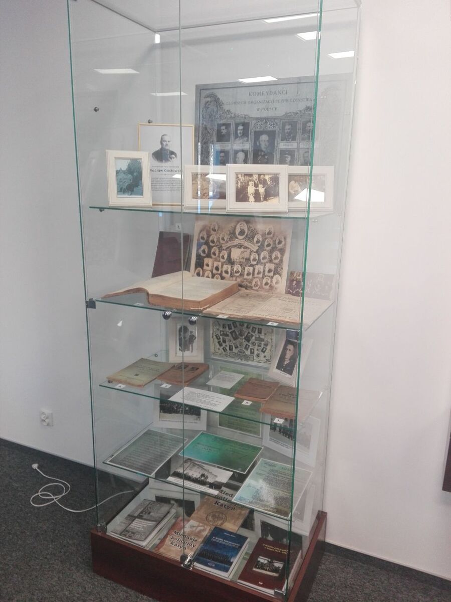 Otwarcie siedziby komendy policji w Kielcach i wystawa „Miednoje – policyjny Katyń”