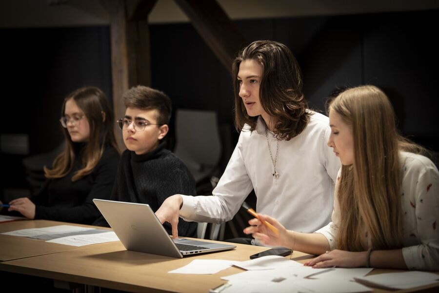 Faza grupowa X Małopolskiego Turnieju Debat Historycznych. Fot. Agnieszka Masłowska (IPN)