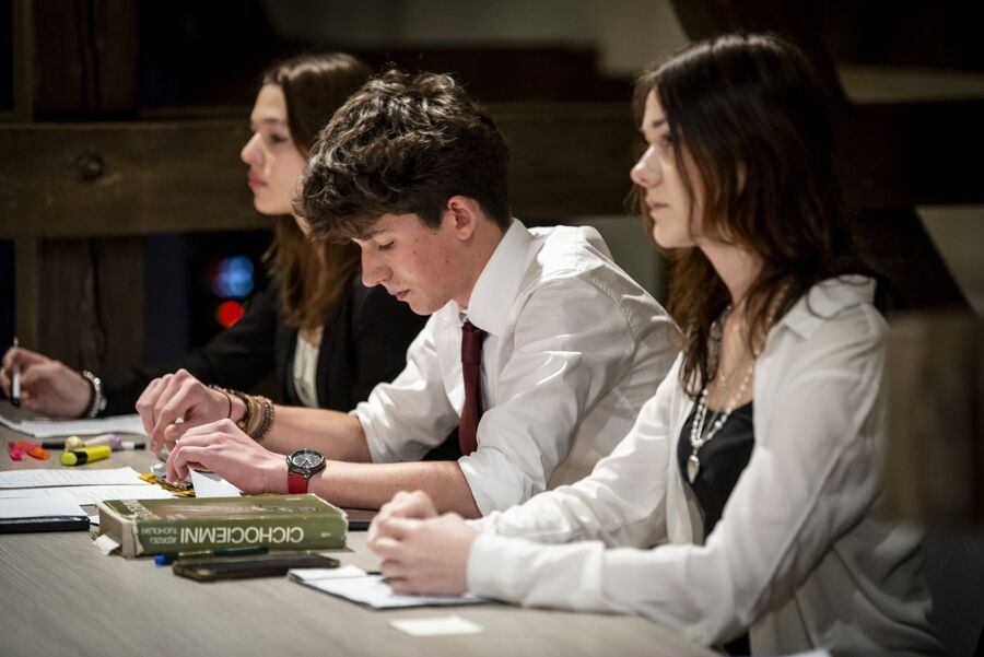 Faza grupowa X Małopolskiego Turnieju Debat Historycznych. Fot. Agnieszka Masłowska (IPN)