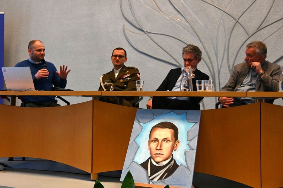 Konferencja naukowa „Ks. Władysław Gurgacz SJ – pytania...”. Fot. Janusz Ślęzak (IPN)