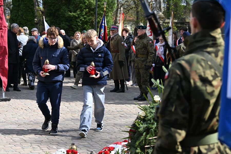 30. rocznica odsłonięcia Symbolicznej Mogiły Ofiar Komunizmu na cmentarzu Rakowickim. Fot. Janusz Ślęzak (IPN)