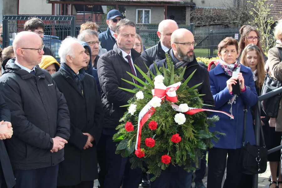 Odsłonięcie tablicy ppor. Michała Rokosza w Makowie Podhalańskim. Fot. Jakub Ryba (IPN)