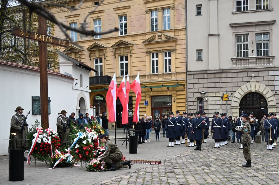Krakowskie uroczystości poświęcone ofiarom zbrodni katyńskiej. Fot. Janusz Ślęzak (IPN)