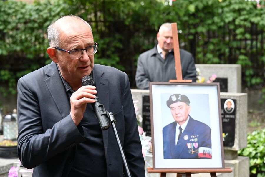 W Krakowie pochowano ppłk. Ryszarda Ładę-Brodowskiego, żołnierza AK. Fot. Janusz Ślęzak (IPN)