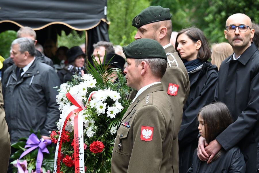 W Krakowie pochowano ppłk. Ryszarda Ładę-Brodowskiego, żołnierza AK. Fot. Janusz Ślęzak (IPN)