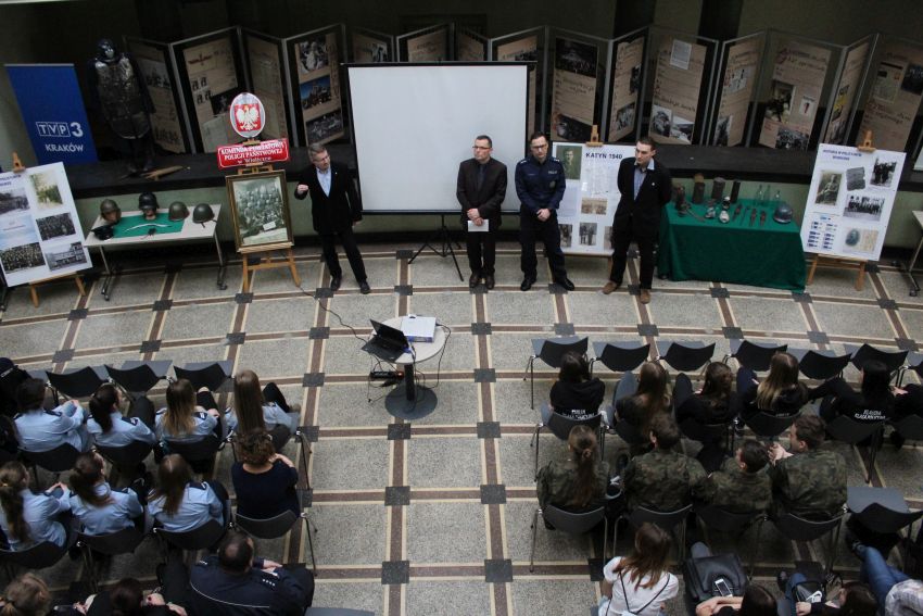 Warsztaty historyczne do konkursu „Policjanci w służbie historii” – Kraków, 1 lutego