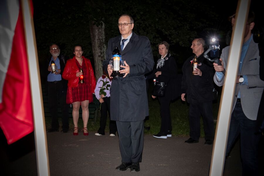 Znicze pamięci w 77. rocznicę śmierci rtm. Witolda Pileckiego w Krakowie. Fot. Agnieszka Masłowska (IPN)