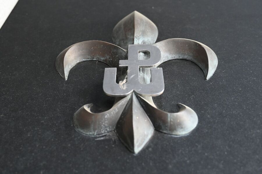 Uroczystość u zbiegu ulic Lubicz i Botanicznej w Krakowie. Fot. Janusz Ślęzak (IPN)