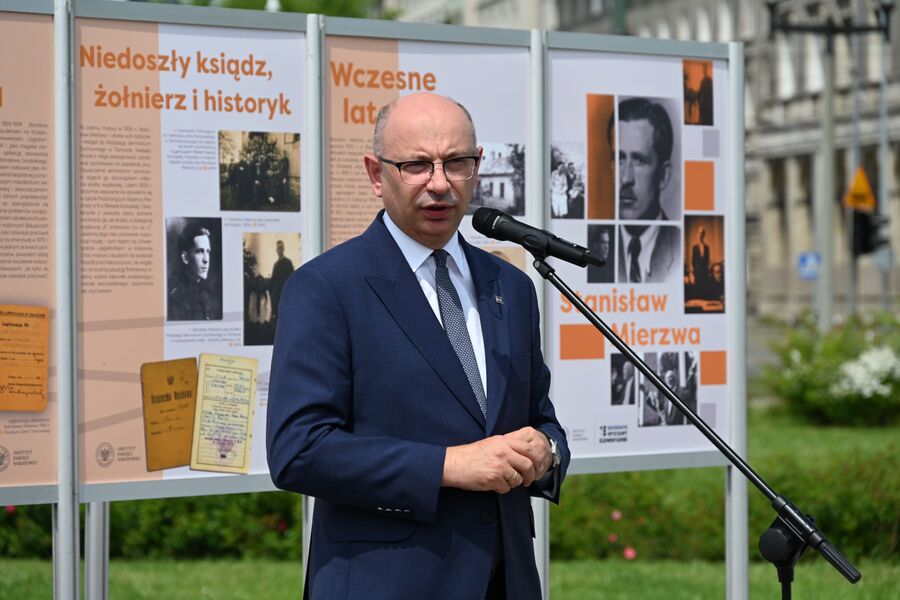 Otwarcie wystawy poświęconej Stanisławowi Mierzwie. Fot. Żaneta Wierzgacz (IPN)
