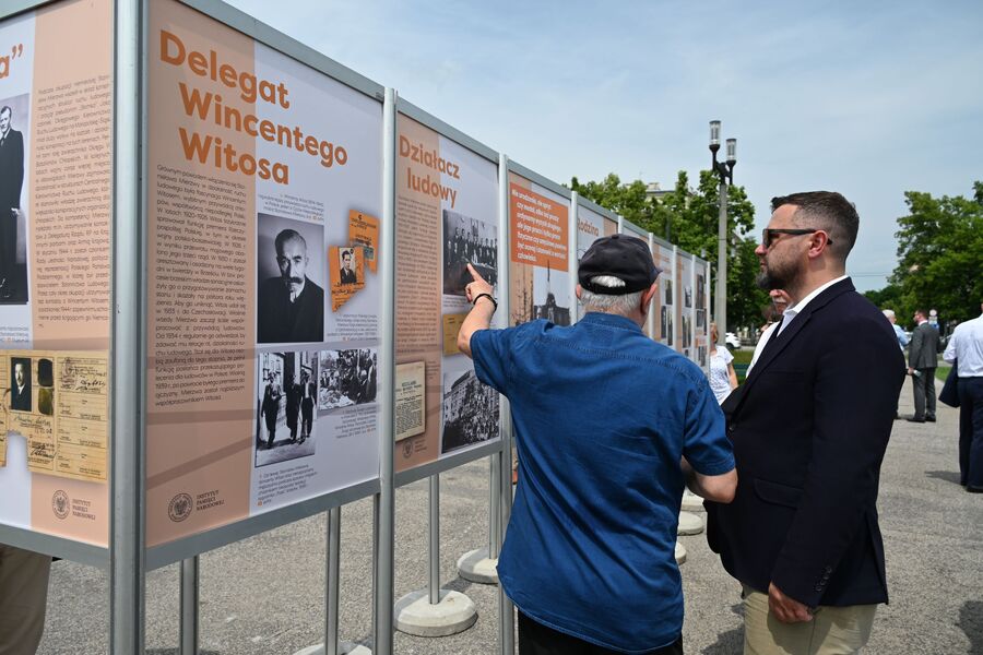 Otwarcie wystawy poświęconej Stanisławowi Mierzwie. Fot. Żaneta Wierzgacz (IPN)