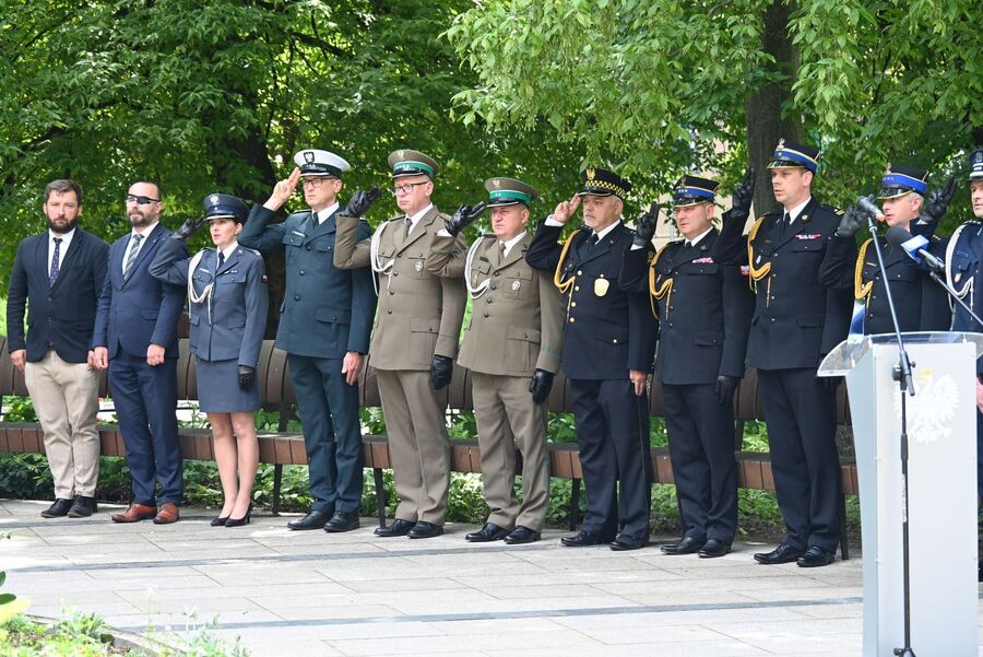 Uroczystość na pl. Axentowicza w Krakowie. Fot. Janusz Ślęzak (IPN)