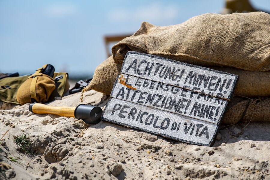 Tobruk 1941. Przystanek Żywej Historii na Pustyni Błędowskiej – Róża Wiatrów (Klucze). Fot. Agnieszka Masłowska (IPN)