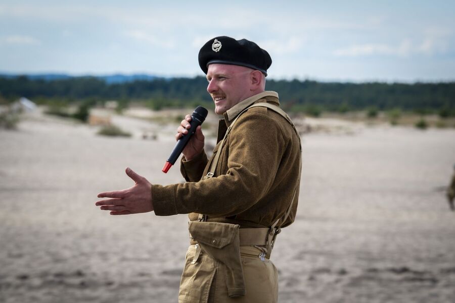 Tobruk 1941. Przystanek Żywej Historii na Pustyni Błędowskiej – Róża Wiatrów (Klucze). Fot. Agnieszka Masłowska (IPN)