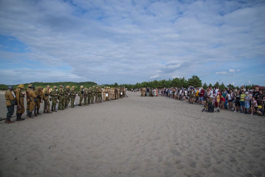 Tobruk 1941. Przystanek Żywej Historii na Pustyni Błędowskiej – Róża Wiatrów (Klucze). Fot. Agnieszka Masłowska (IPN)