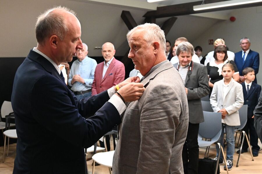 Wręczenie odznaczeń państwowych w siedzibie krakowskiego oddziału IPN. Fot. Janusz Ślęzak (IPN)