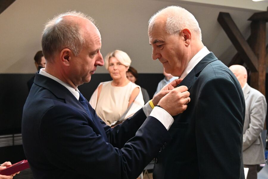 Wręczenie odznaczeń państwowych w siedzibie krakowskiego oddziału IPN. Fot. Janusz Ślęzak (IPN)