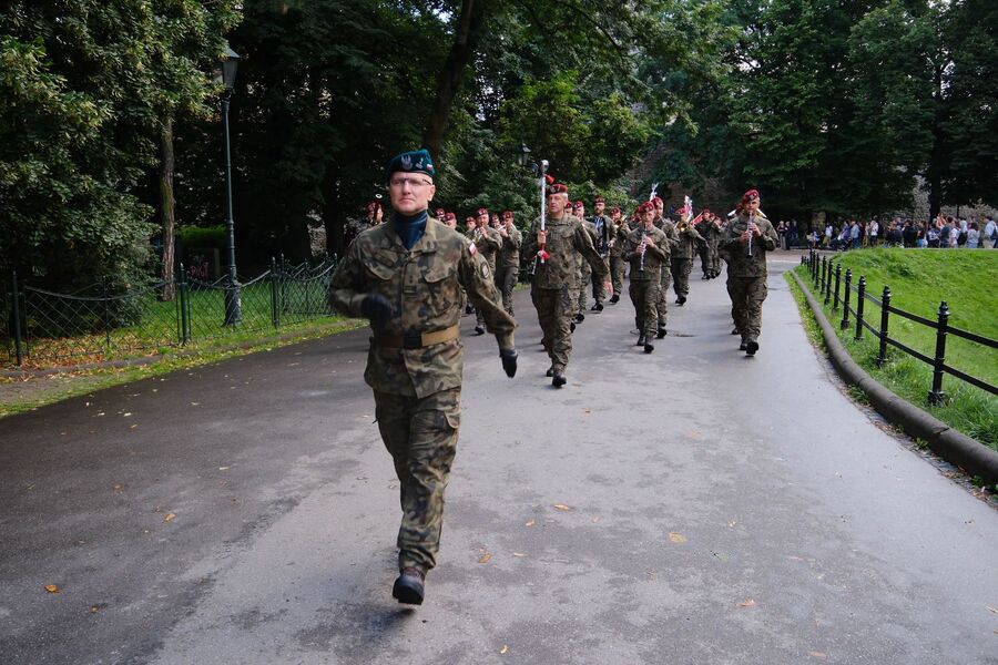 Krakowskie uroczystości w 81. rocznicę wybuchu powstania warszawskiego. Fot. Małopolski Urząd Wojewódzki