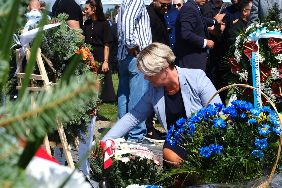 81. rocznica wymordowania Romów i Sinti w Auschwitz. Fot. Małopolski Urząd Wojewódzki