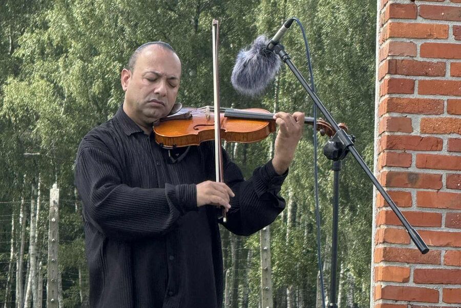 81. rocznica wymordowania Romów i Sinti w Auschwitz. Fot. IPN