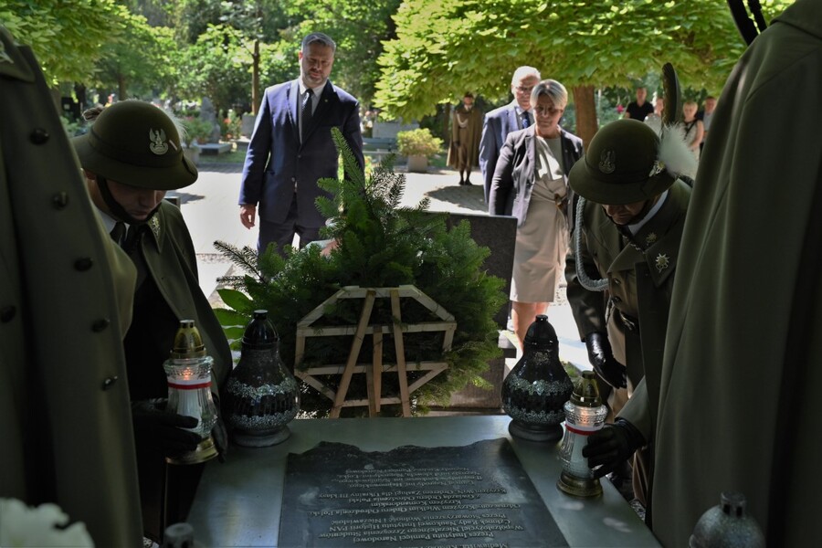 65. rocznica urodzin Janusza Kurtyki. Fot. Żaneta Wierzgacz (IPN)