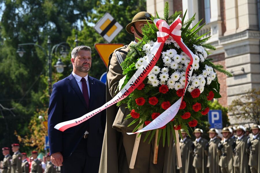 Krakowskie obchody Święta Wojska Polskiego. Fot. Janusz Ślęzak (IPN)