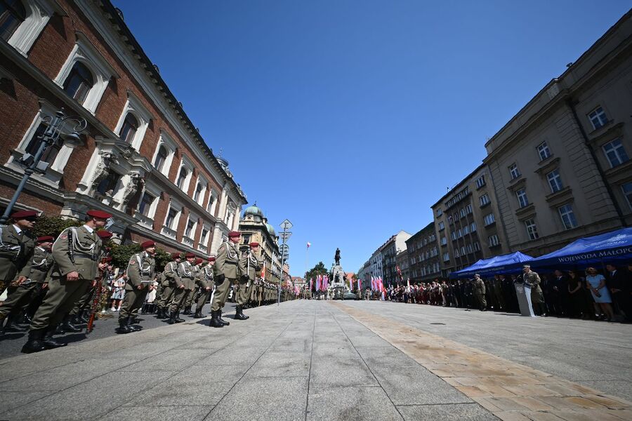 Krakowskie obchody Święta Wojska Polskiego. Fot. Janusz Ślęzak (IPN)