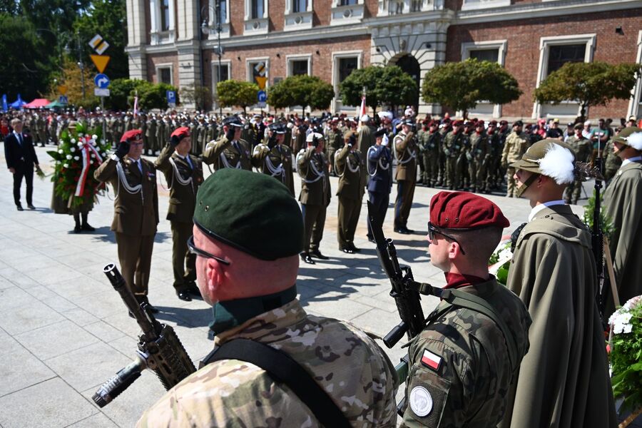 Krakowskie obchody Święta Wojska Polskiego. Fot. Janusz Ślęzak (IPN)