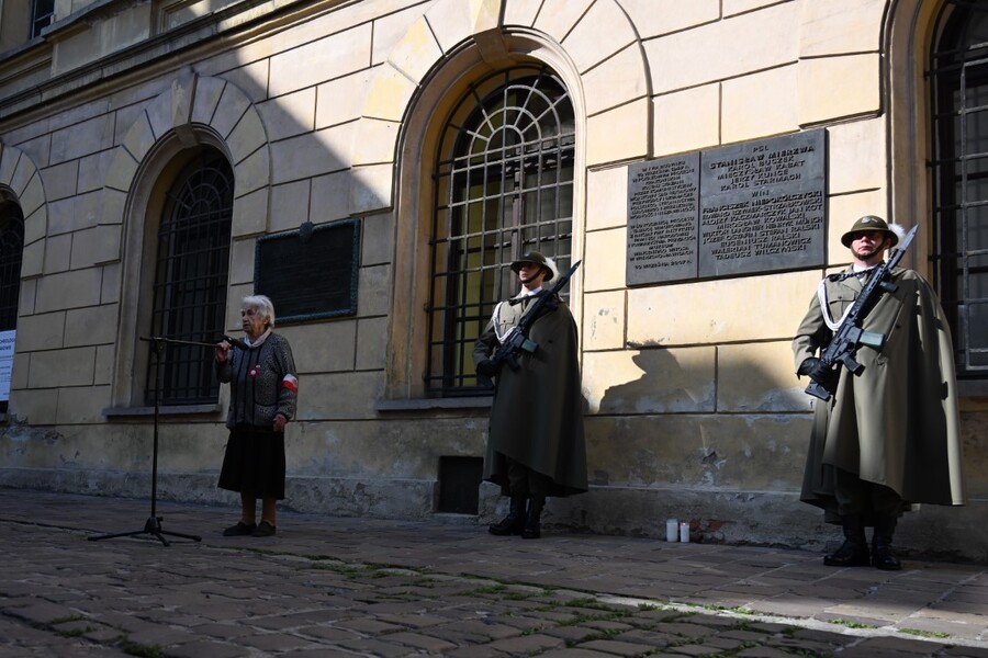 Uroczystość w rocznicę wyroków w procesie działaczy WiN i PSL. Fot. Żaneta Wierzgacz (IPN)