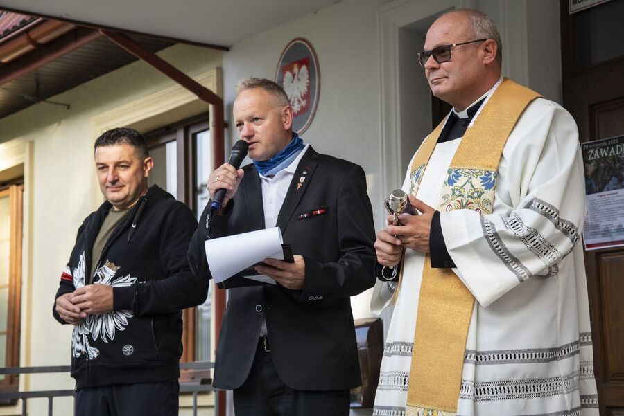 W Tokarni odsłonięto tablicę akowców. Fot. Agnieszka Masłowska (IPN)