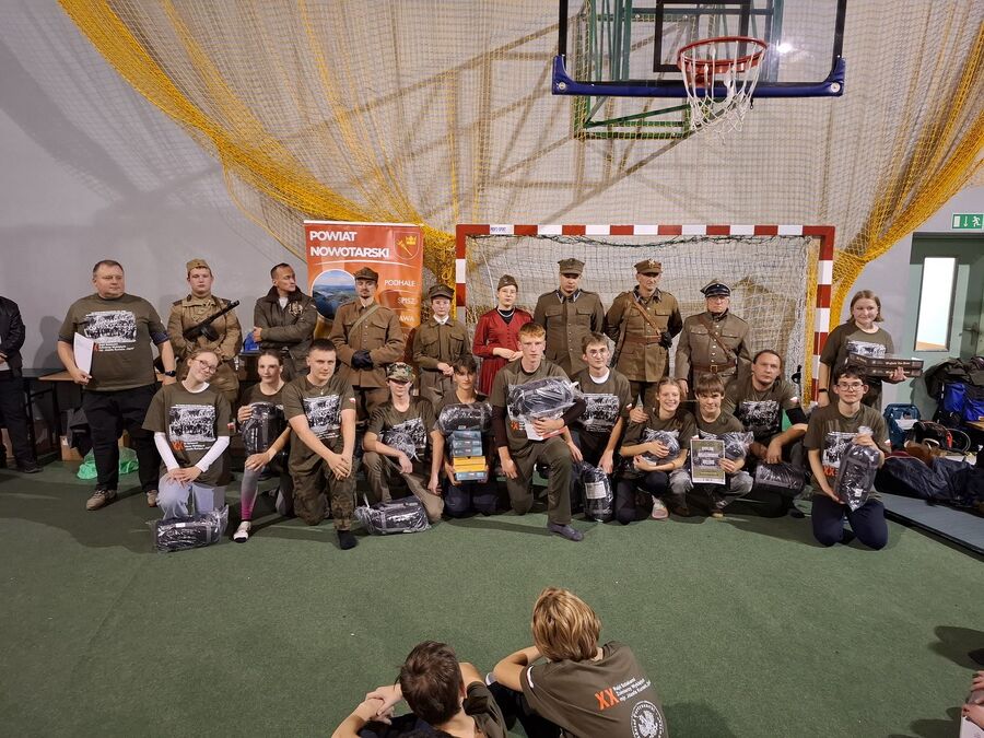 XX Rajd Szlakami Żołnierzy Wyklętych mjr. Józefa Kurasia „Ognia”. Fot. IPN, ZSiP nr 2 w Kasinie Wielkiej, MOW w Krakowie