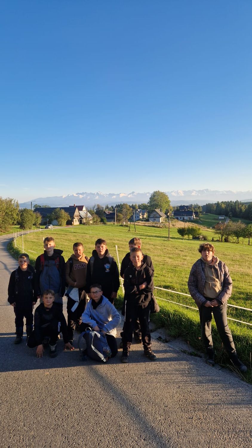 XX Rajd Szlakami Żołnierzy Wyklętych mjr. Józefa Kurasia „Ognia”. Fot. IPN, ZSiP nr 2 w Kasinie Wielkiej, MOW w Krakowie