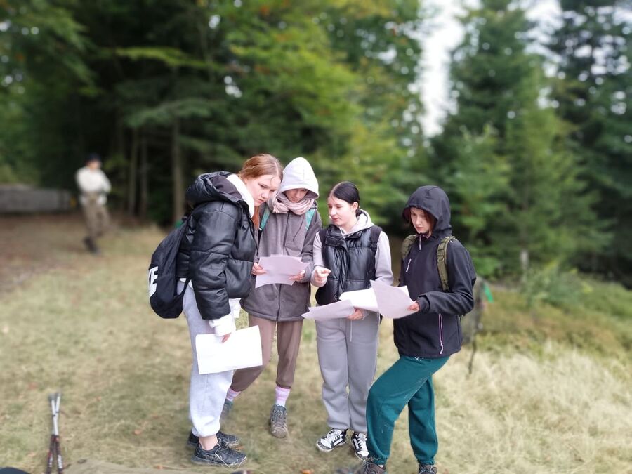 XX Rajd Szlakami Żołnierzy Wyklętych mjr. Józefa Kurasia „Ognia”. Fot. IPN, ZSiP nr 2 w Kasinie Wielkiej, MOW w Krakowie